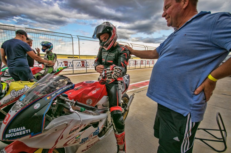 Razvan Mates racing at the East European Championship, 125SP category, after race congratulations