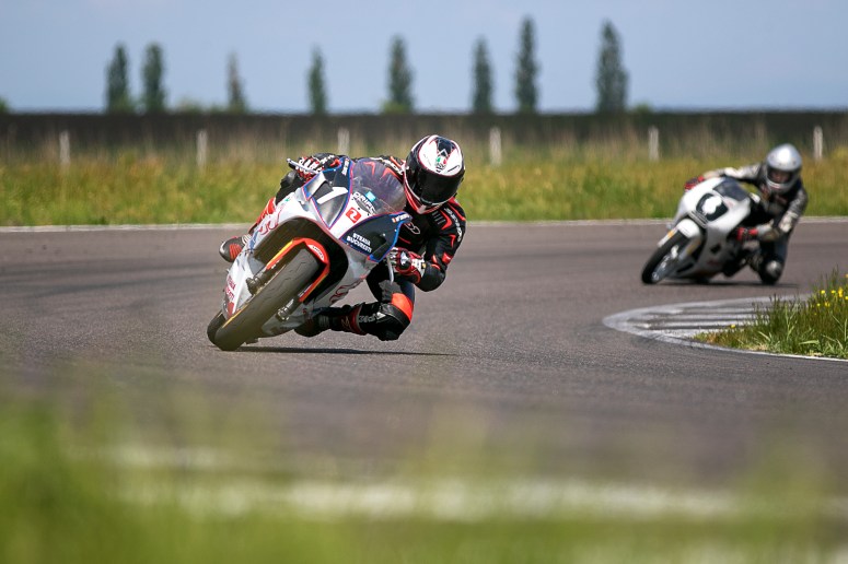 Razvan Mates racing at the East European Championship, 125SP category, first lap battles