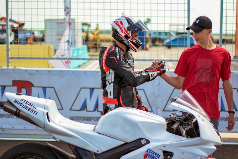 Razvan Mates Supersport Race 2017 East European Championship start grid teammate