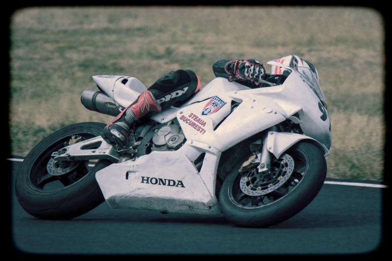 Razvan Mates Supersport Race 2017 East European Championship turn 8