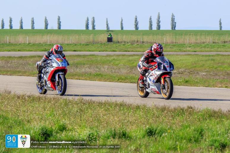 Razvan Mates passing Milen Georgiev during race 1 at MotorPark Romania racetrack